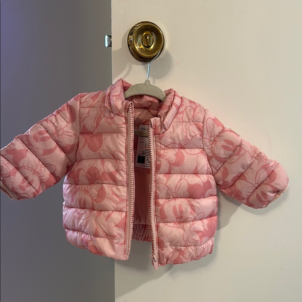 GAP Disney Minnie Mouse Cute Pink Puffer Jacket in size 0-6M